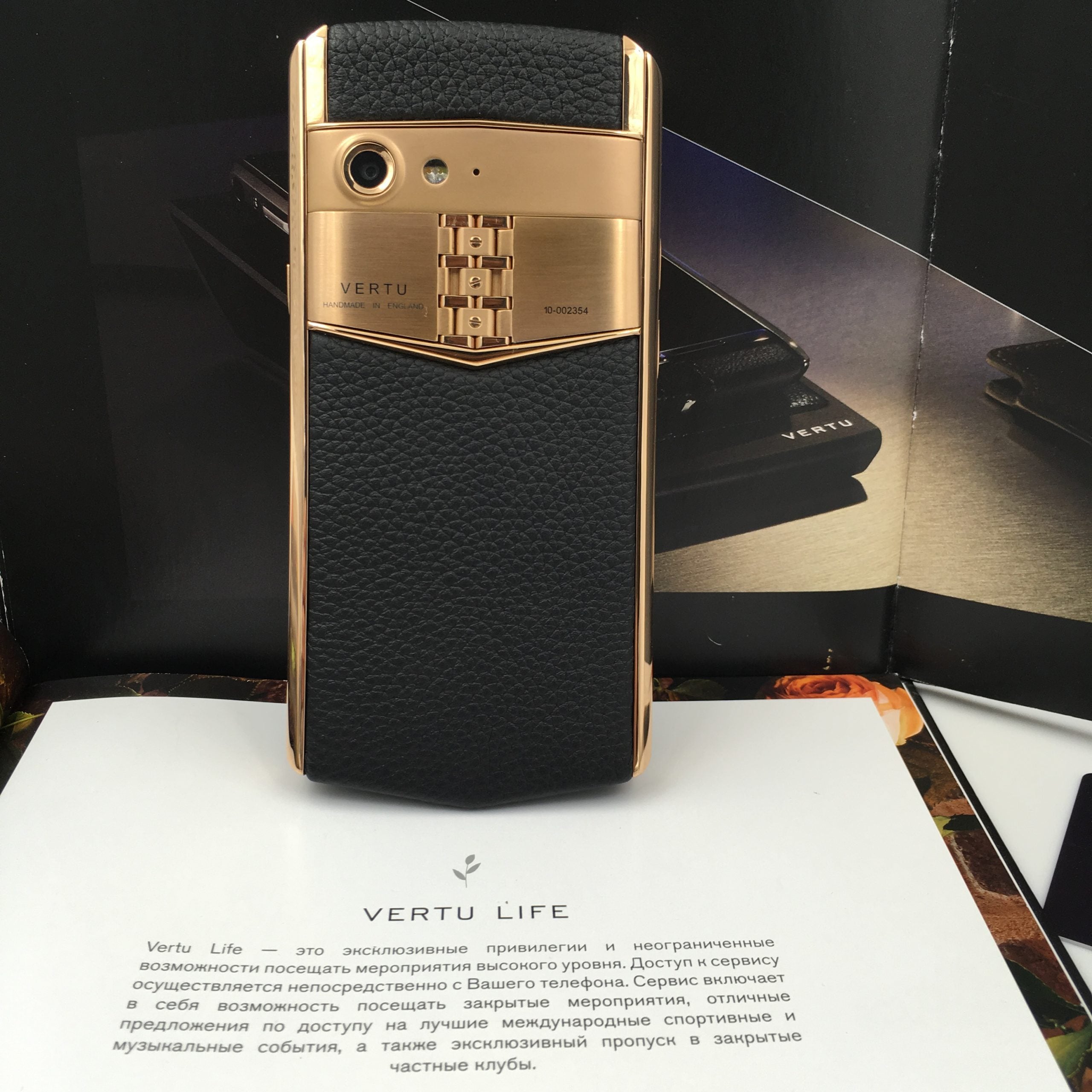 VERTU ASTER P BLACK 18K Gold Plated Calf Hide Dual Sim Card Phone –  astore.in