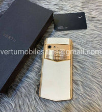 Vertu Aster P White Leather 18ct Rosegold Diamond Edition Mobile Phone